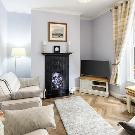 Holiday home Host & - Arundel